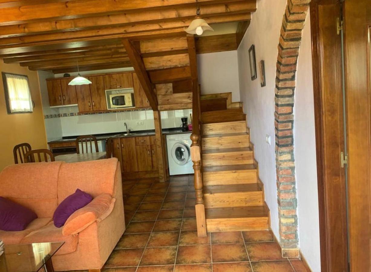 Apartamentos Mariaje バロ・デ・リャネス エクステリア 写真